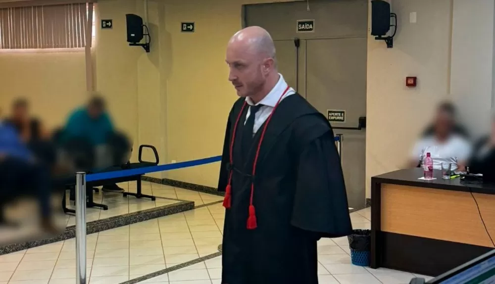 A decis&atilde;o inicial do Tribunal do J&uacute;ri foi revertida e o caso foi submetido a um novo plen&aacute;rio em 10 de setembro de 2024