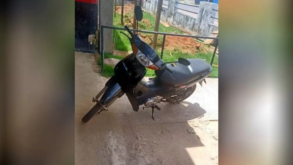 Adolescente de 12 anos é Flagrado Empinando Motoneta em Cacoal no bairro Limoeiro