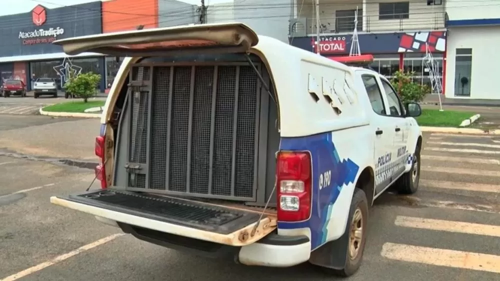 Polícia Interrompe Festa com Álcool e Drogas no Parque Sabiá em Cacoal