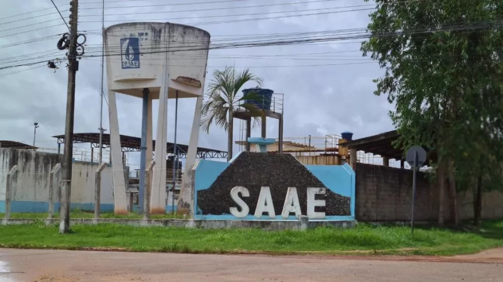 SAAE de Cacoal: Lucas Borghi assume, Nelson Rodrigues é homenageado