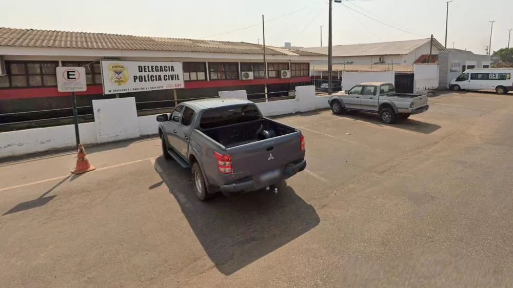 Assalto no Centro de Cacoal: Homem com Bengala Rouba Celular de Idosa e acaba Preso