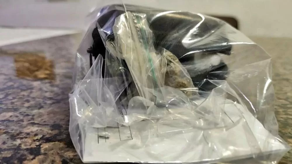 Dois Jovens São Flagrados com Maconha Durante Operação Policial na Av. Belo Horizonte em Cacoal