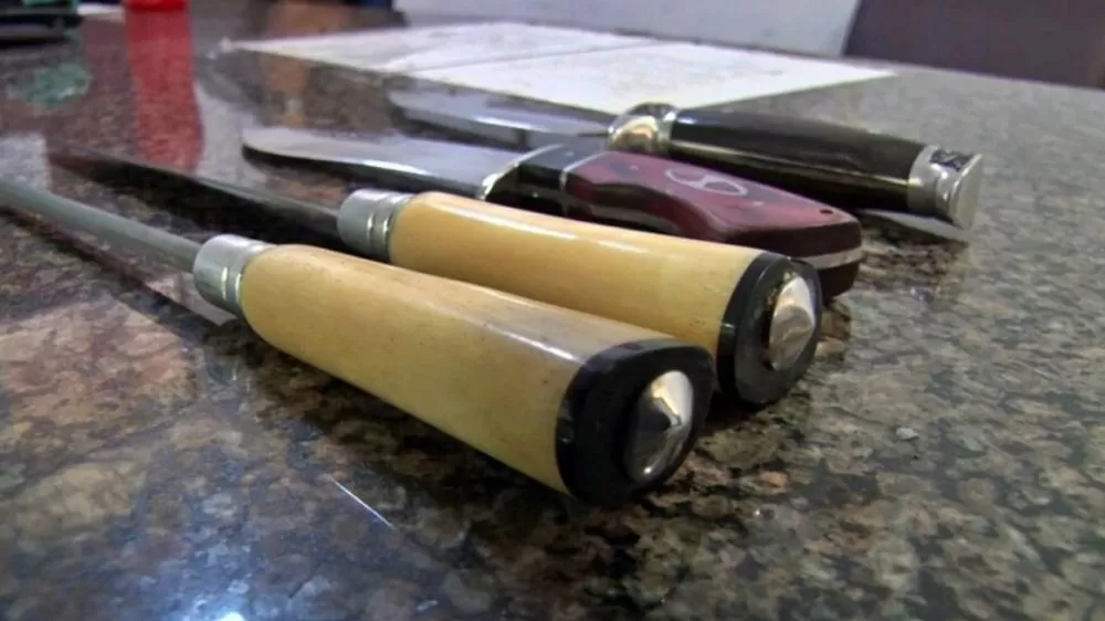 Polícia Militar realiza apreensão de facas artesanais em Cacoal após fuga de suspeito no Riozinho