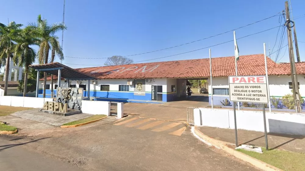  Mulher Foragida é Presa pelo 4º BPM em Cacoal, Após Abordagem na Rua Ji-Paraná