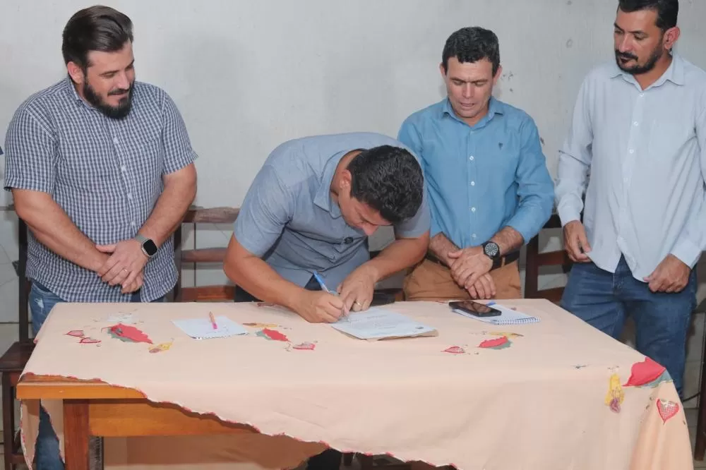 Prefeito Adailton Fúria Autoriza Pavimentação da Rua Deilmiro João da Silva em Cacoal