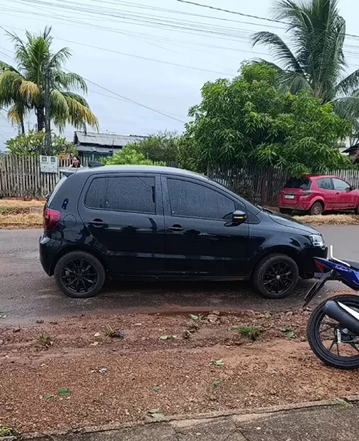 Acidente em Cacoal: Mulher com Fraturas Após Colisão entre Motocicleta e Veículo no Bairro Floresta