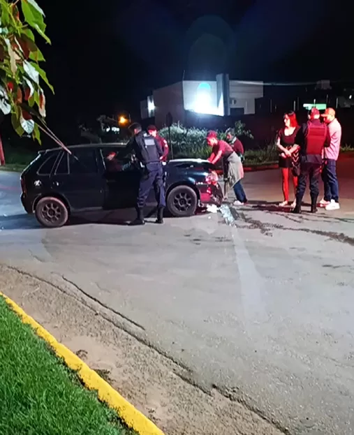 Colisão entre Dois Veículos no Cruzamento da Avenida Malaquita com o Anel Viário, no Bairro Brison, em Cacoal