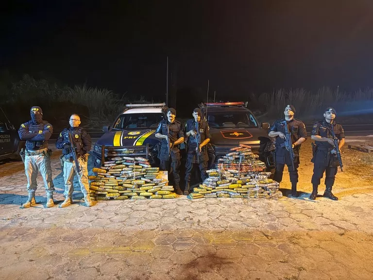 Caminhão com mais de 200 kg de drogas sai de Rondônia e acaba interceptado em Goiás — PRF e PMGO em ação conjunta