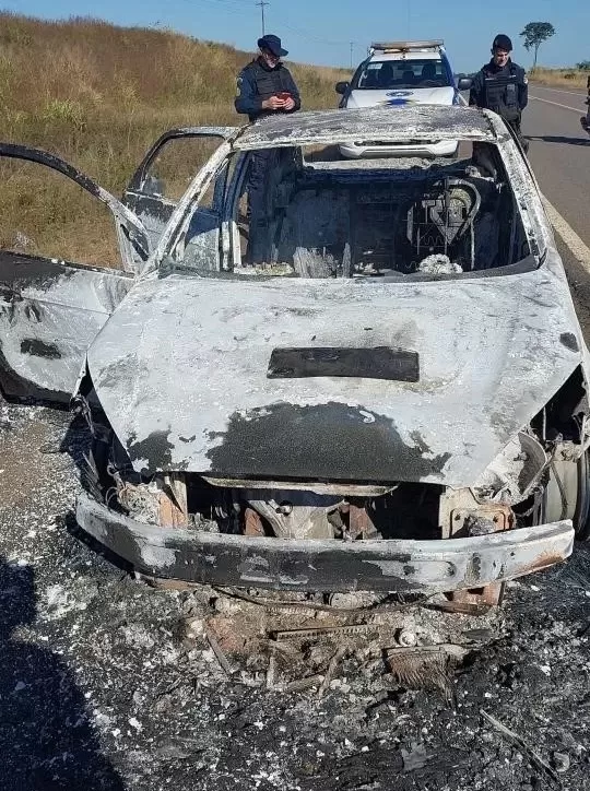 Veículo da Secretaria de Saúde Pega Fogo Durante Transporte de Pacientes na BR-429