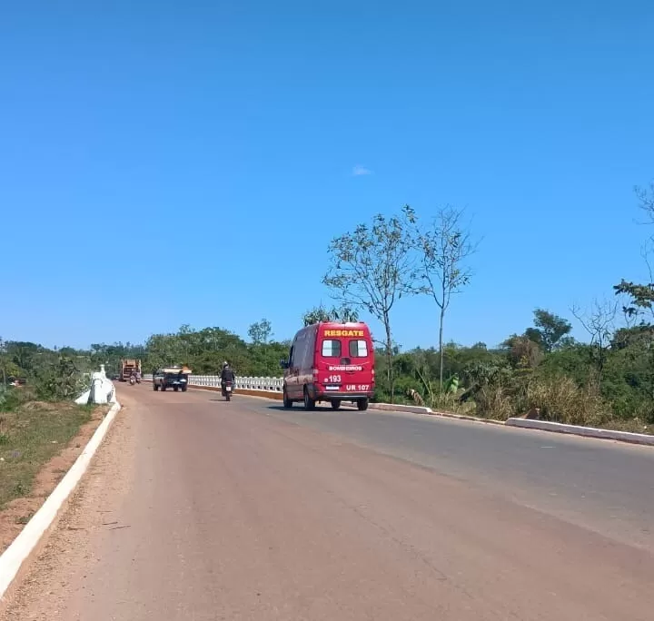 Tensão na Ponte do Rio Machado: Bombeiros Salvam Homem de Tentativa de Suicídio em Cacoal próximo ao Bairro Buritis