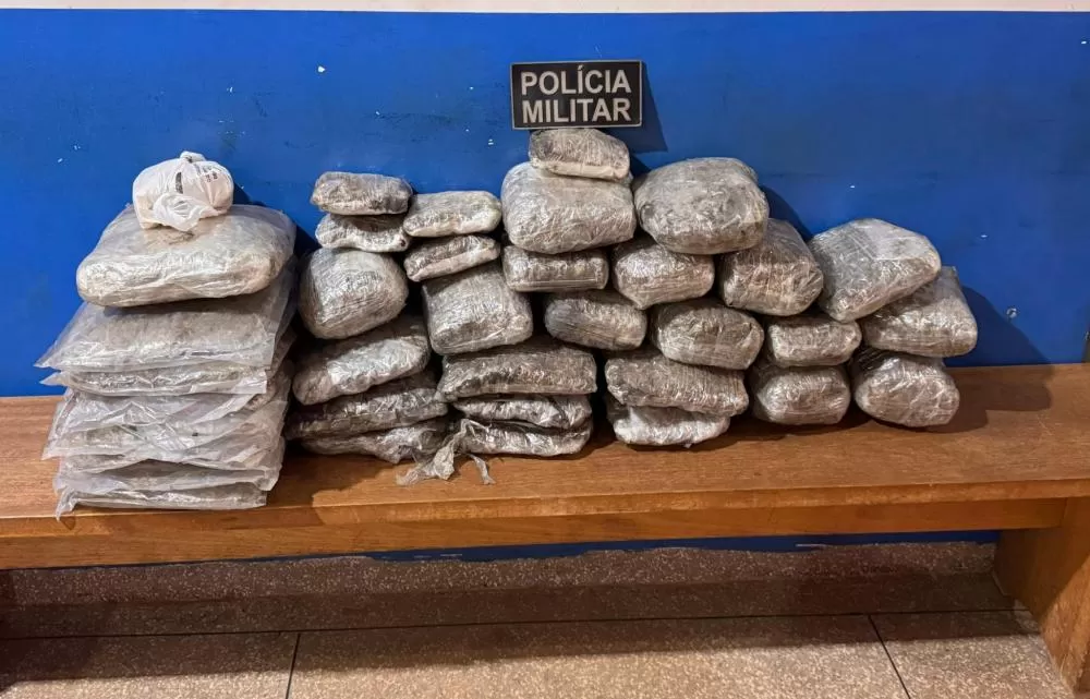 Megaoperação da PM descobre chácara usada como depósito de drogas em Vilhena e apreende quase 18 kg de entorpecentes