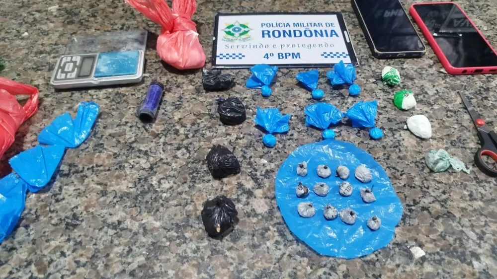  Casal é Preso em Flagrante com Drogas e Balança no Bairro Vista Alegre em Cacoal 