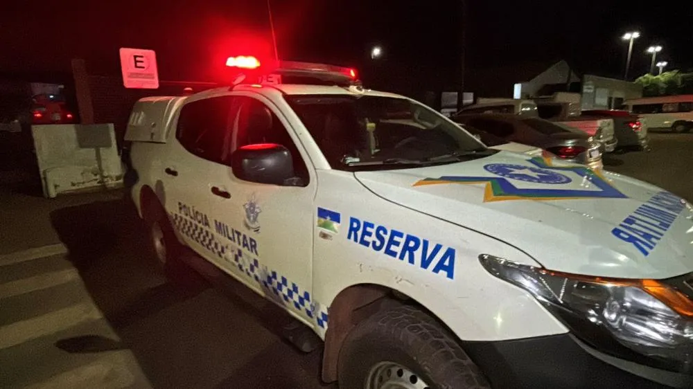 Praça Municipal de Cacoal: Homem Armado com Madeira é Preso Após Ameaçar Comerciantes e Crianças no Local