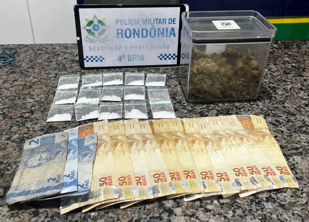 Polícia Militar Estoura Esquema de “Delivery de Drogas” em Cacoal e Apreende Maconha, Cocaína e Motocicleta