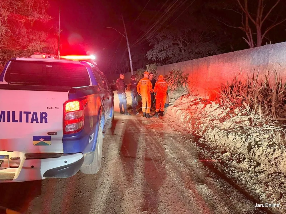 Homem é Brutalmente Espancado durante a Madrugada em Cacoal após Briga Generalizada na Av. Coronel Noronha