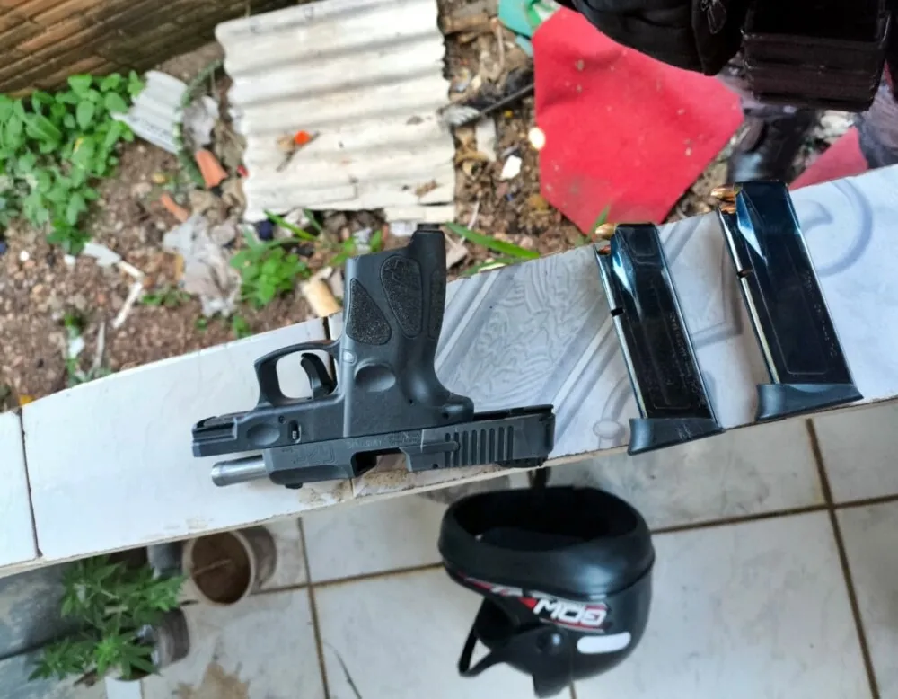  4º Batalhão da Polícia Militar prende foragido do PCC armado em Cacoal durante operação do 4º BPM