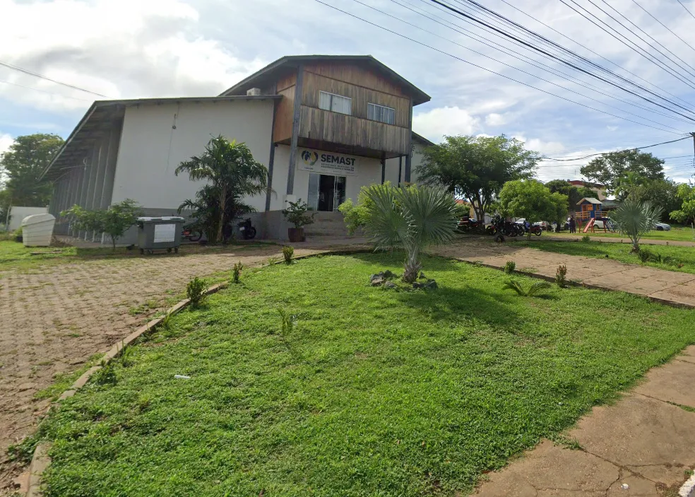 Encerramento do Outubro Rosa reúne serviços gratuitos de saúde, estética e orientação jurídica no prédio da Semast em Cacoal 