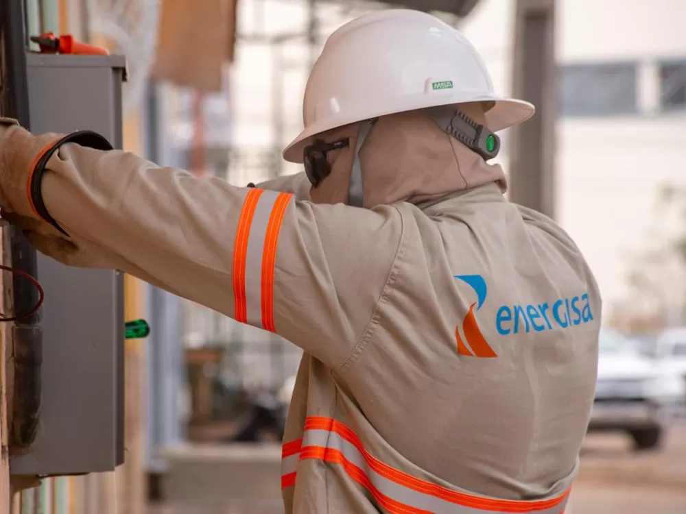 Conta de energia elétrica dobrará à partir de hoje: 100 kWh de R$ 4,463 para R$ 7,877