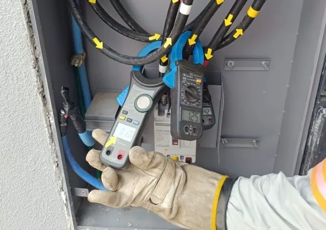 Dona de laboratório em Cacoal é detida por furto de energia