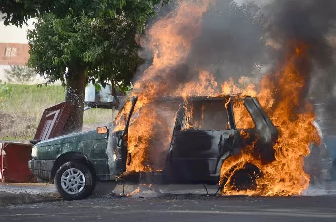 Homem é preso após tentar matar atual namorado da ex e incendiar carro em Rondônia