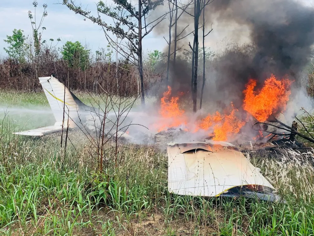 Vídeo: Aeronave Identificada em Rondônia que Transportava Cocaína Pega Fogo durante Fuga da Força Aérea Brasileira