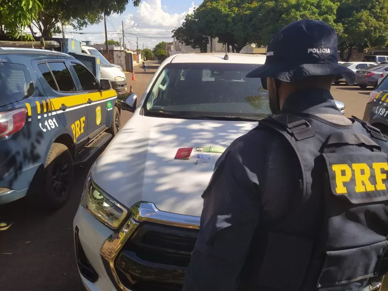 PRF Resgata Jovem Boliviana Desaparecida Durante Fiscalização na BR-364