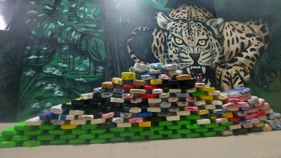 Operação Ágata: Polícia Militar e Exército Brasileiro Apreendem 164 kg de Drogas em Rondônia