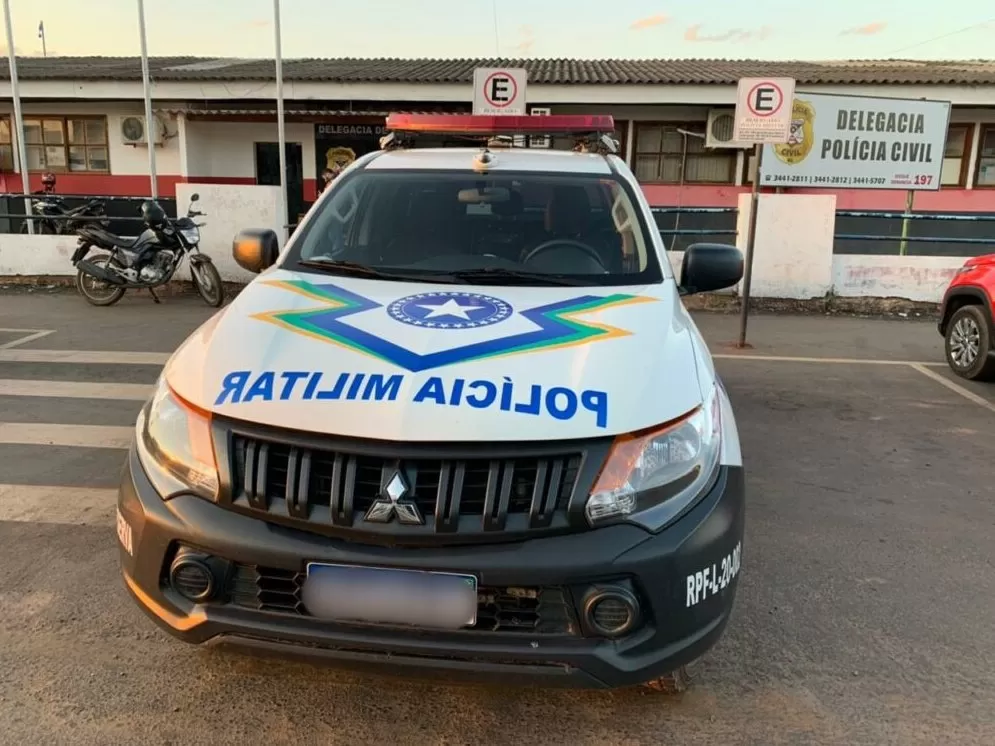 Ladrões invadem Supermercado em Cacoal pelo telhado e causam danos em escritório