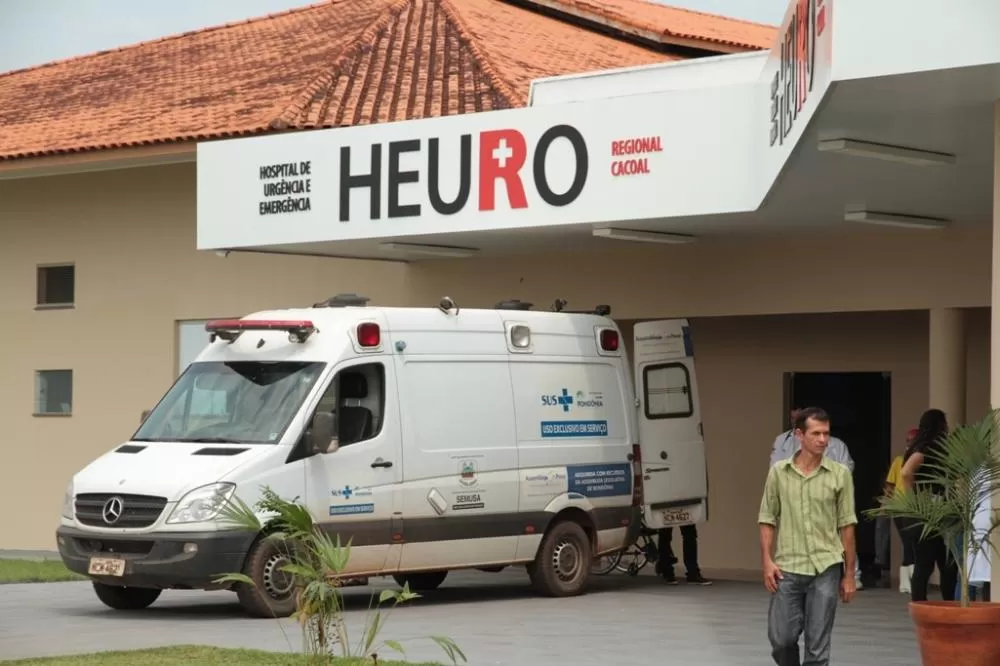 Heuro: Degolada em Rolim de Moura, mulher é transferida para Hospital Universitário de Cacoal 