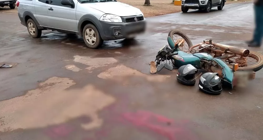 Acidente Envolve Frei e Motociclistas envolvendo com Fiat Strada e atinge dois irmãos