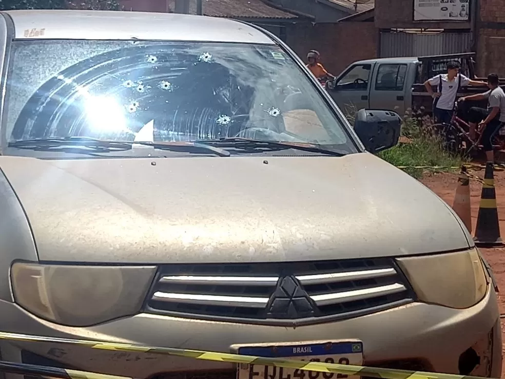 Rondônia: Empresário é Executado com Mas de 10 Tiros de Fuzil dentro de Camionete