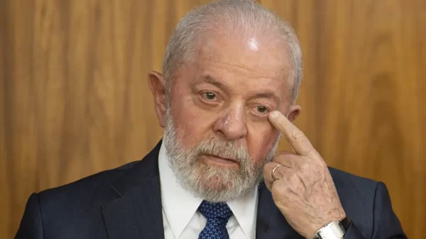 Presidente Lula Expressa Solidariedade a Líderes Latino-Americanos e Reforça Relações com Portugal